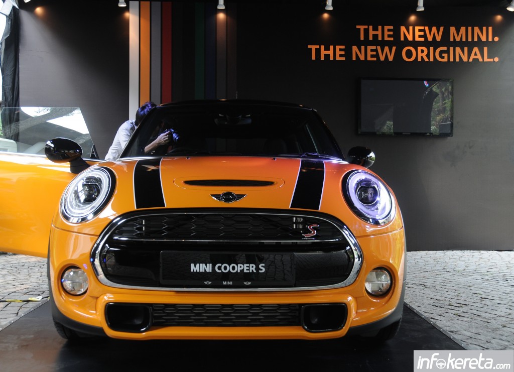 F56_MINI_Cooper_S_Malaysia_004