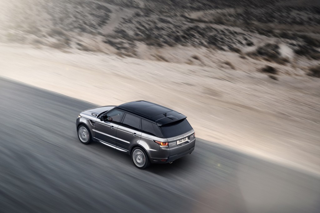 LR_Range_Rover_Sport_Dynamic_03new