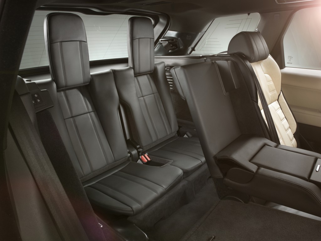 LR_Range_Rover_Sport_Interior_04