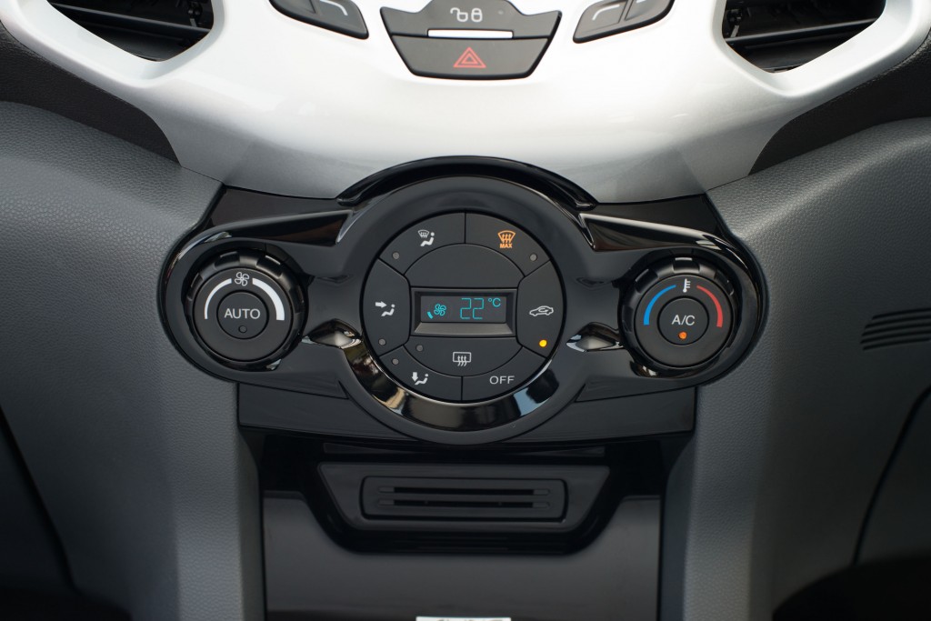 EcoSport_ASEAN_interior_008