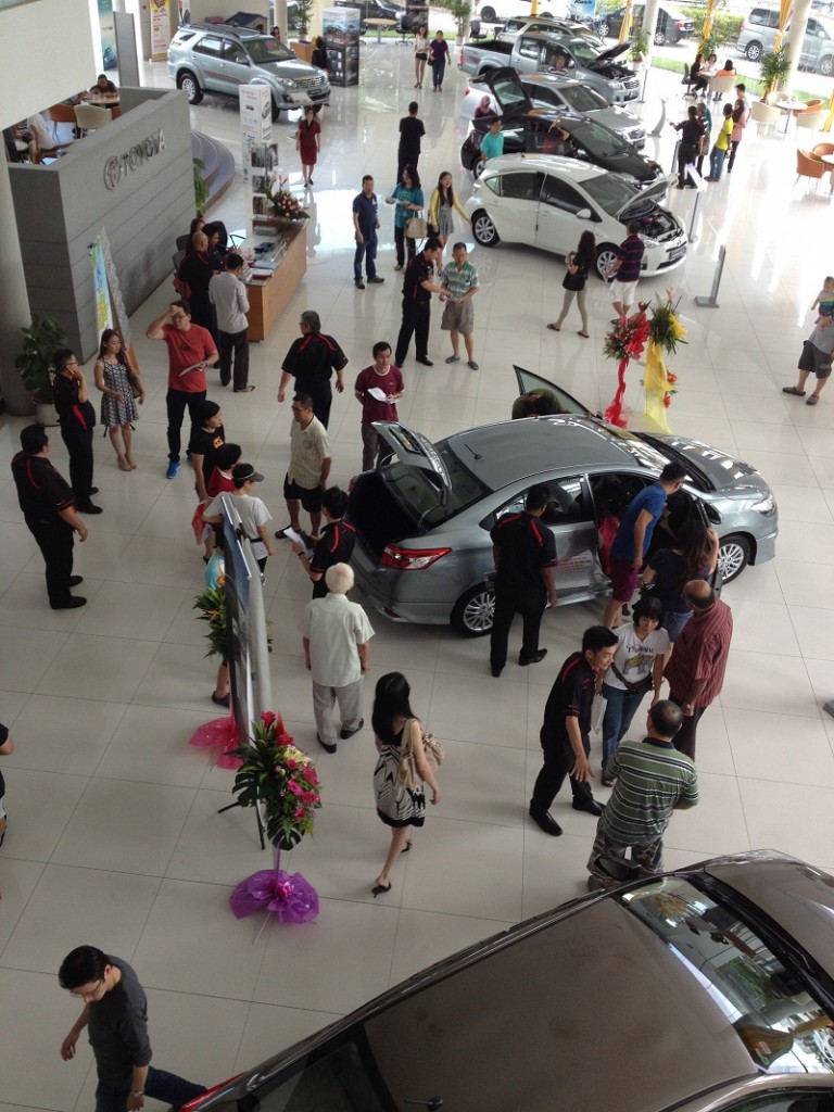 Showroom Sales Campaign