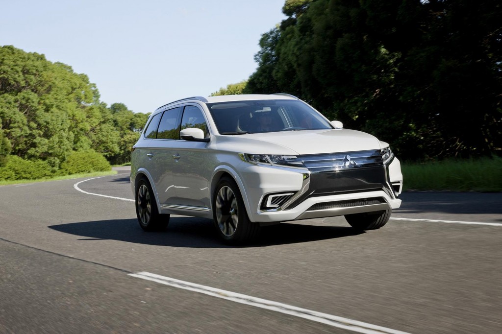 Mitsubishi Outlander PHEV Concept-S_09