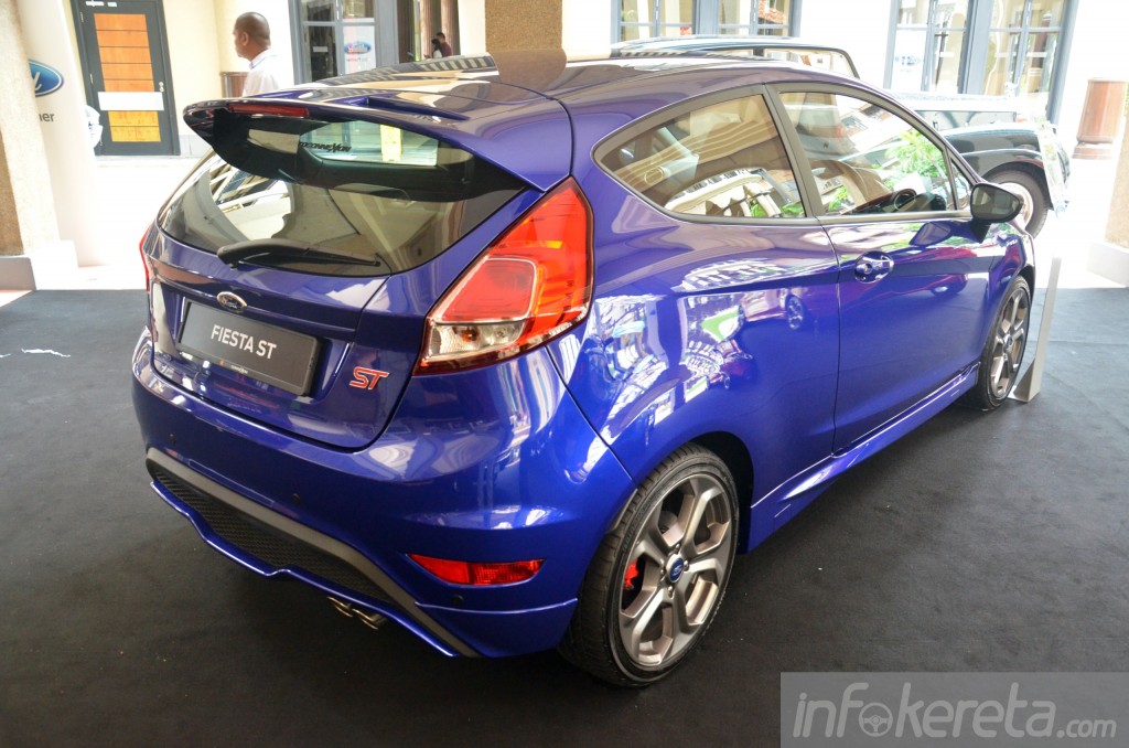 ford-fiesta-st-ik 707