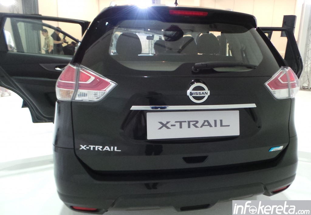 X-TRAIL_2.0L_1