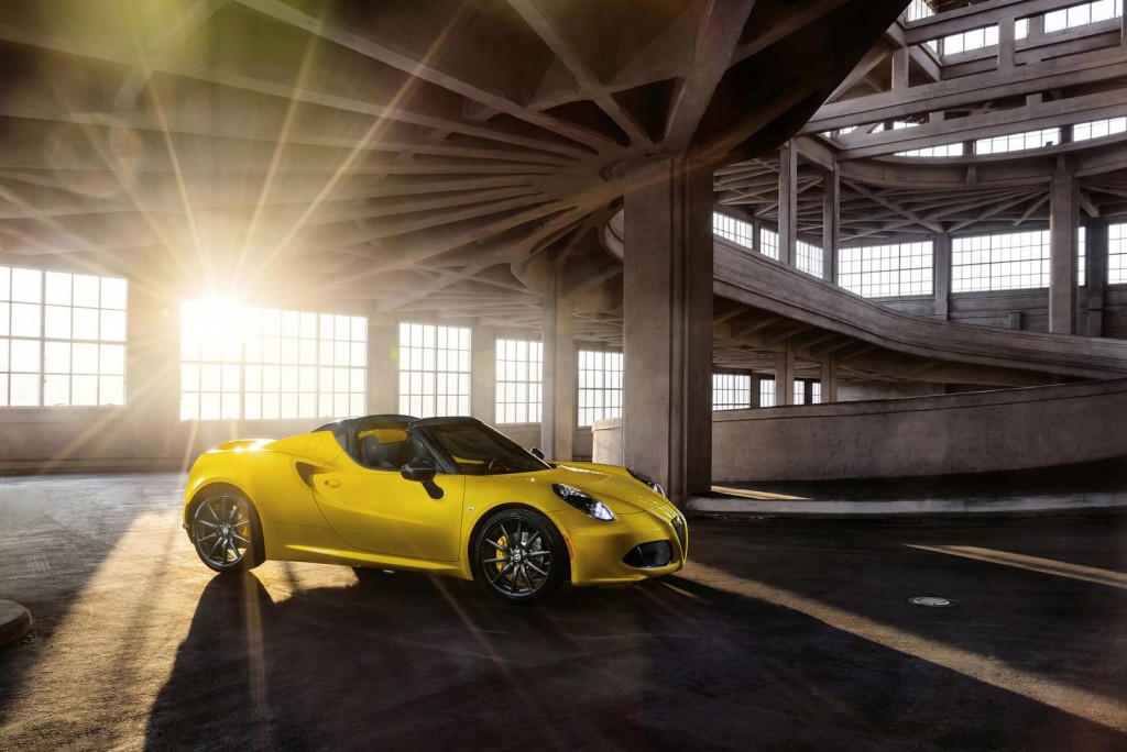 Alfa-Romeo-4C-Spider- 2016-38