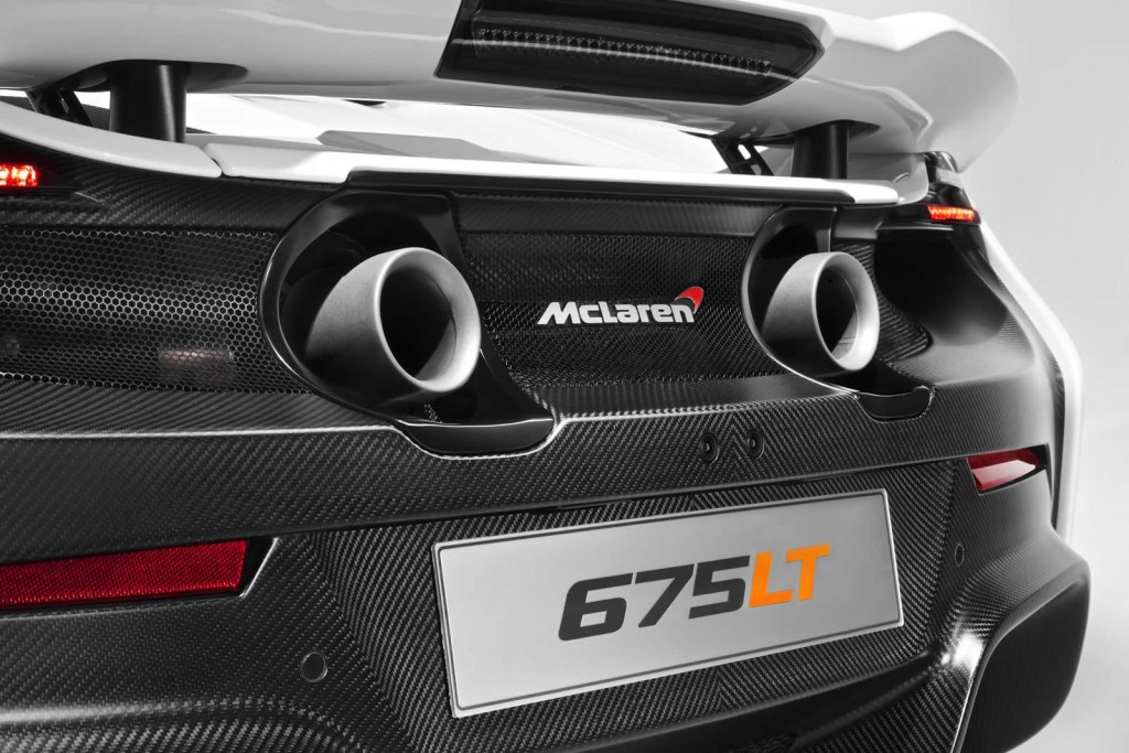 McLaren-675LT-2