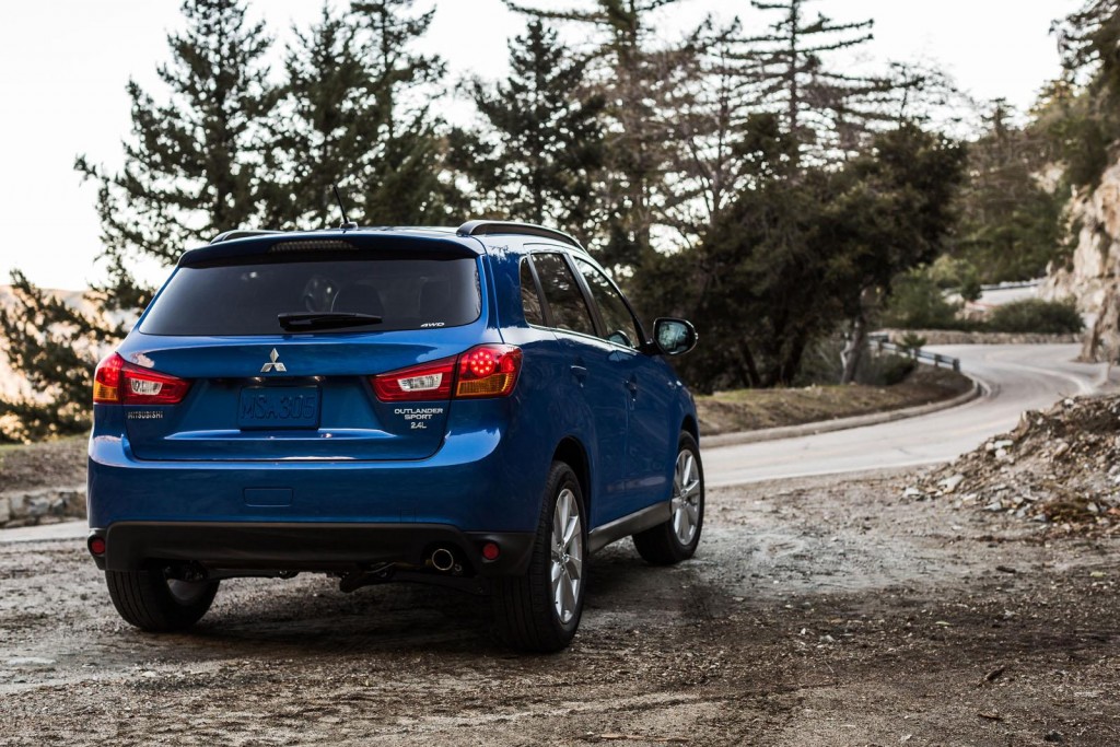 Mitsubishi-outlander-sport-GT-10