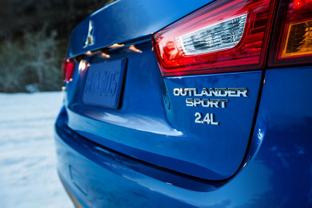 Mitsubishi-outlander-sport-GT-13