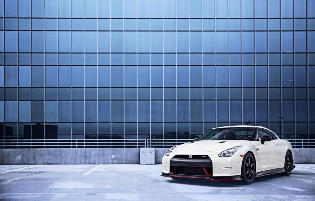 Nissan_GTR-2016-3