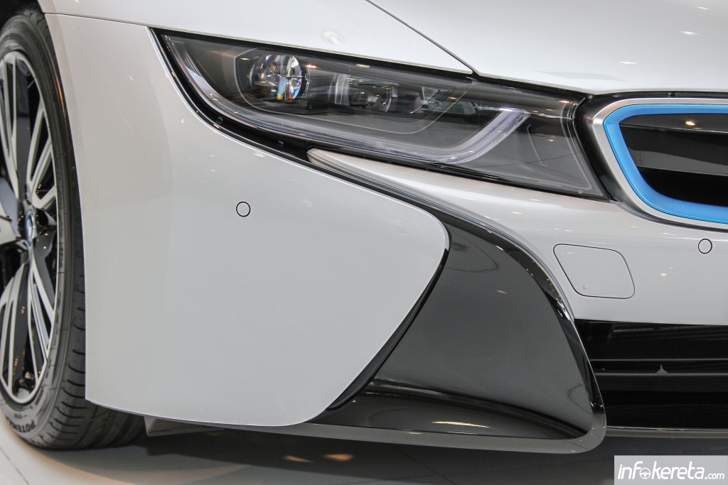 BMWi8_Ext_08