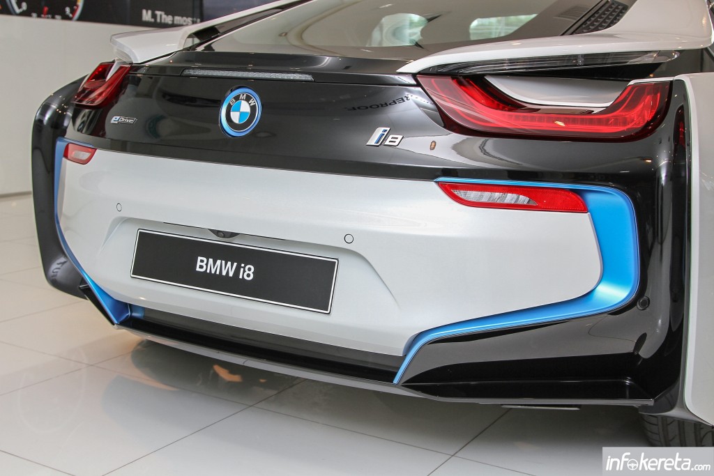 BMWi8_Ext_22