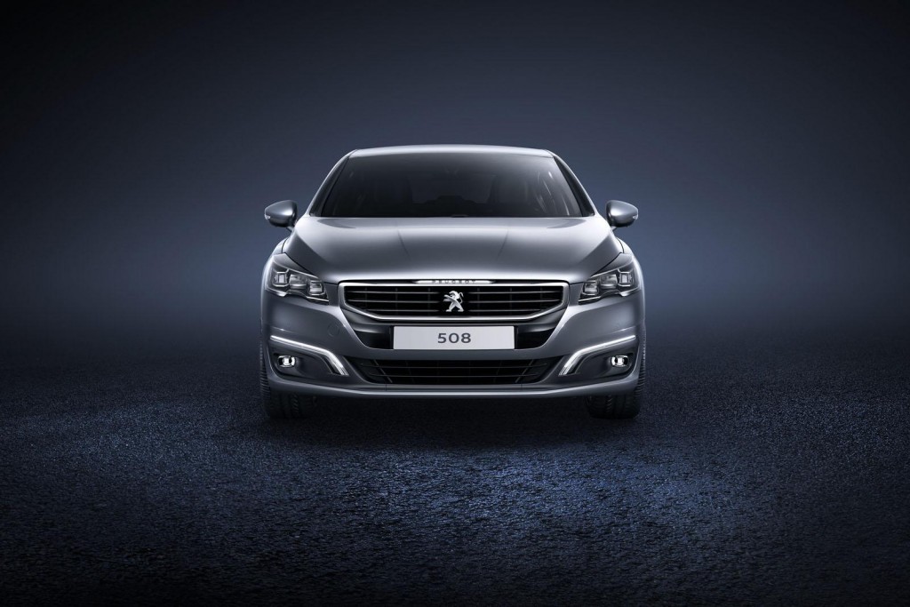 Peugeot-508-2015-13