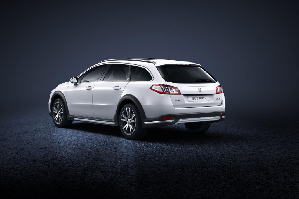 Peugeot-508-2015-6