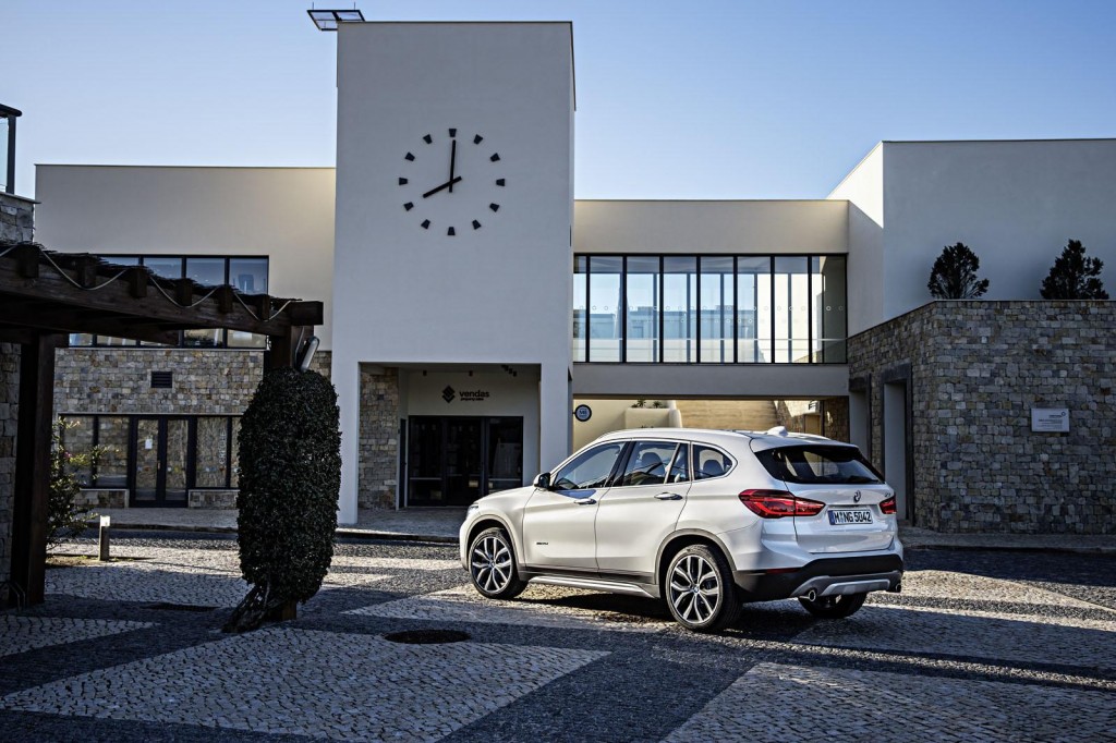 BMW_X1_2016_24