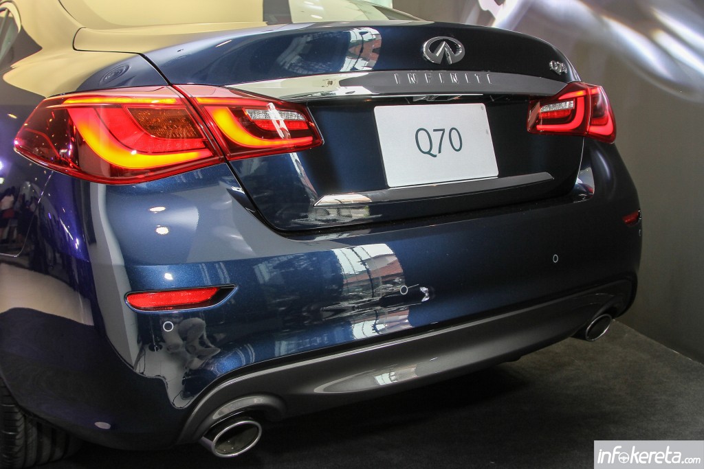 Infiniti_Q70_Sport_Ext_17