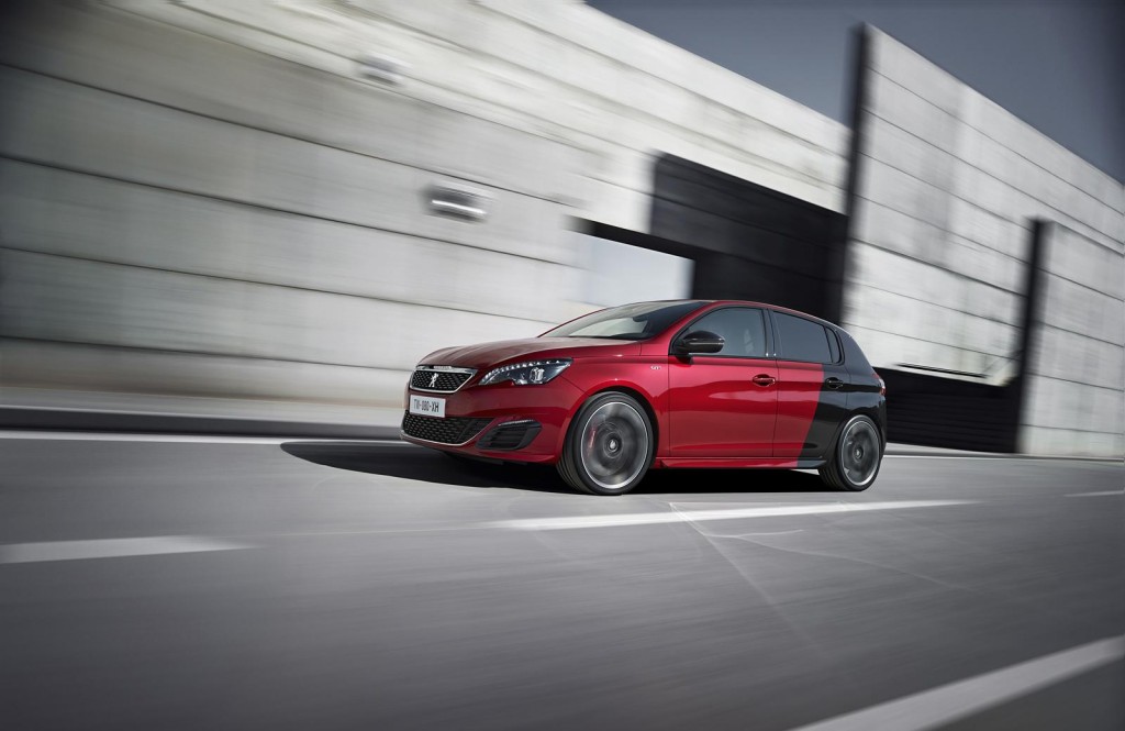 Peugeot_308_GTi_55